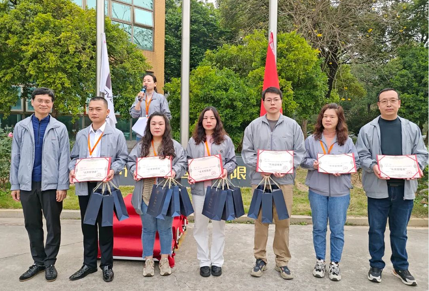 Flag-raising Morning Assembly(图4) image.png